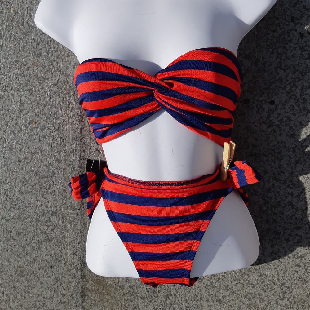 Bikini Set - Picture 11 of 12